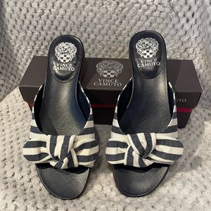 Vince Camuto Ejella Sandals 7.5 Navy White NIB